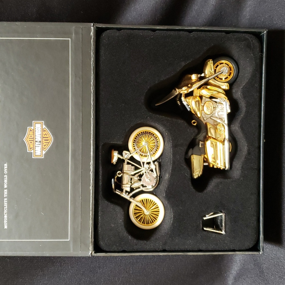Hallmark Collectable - Picture 2 of 5